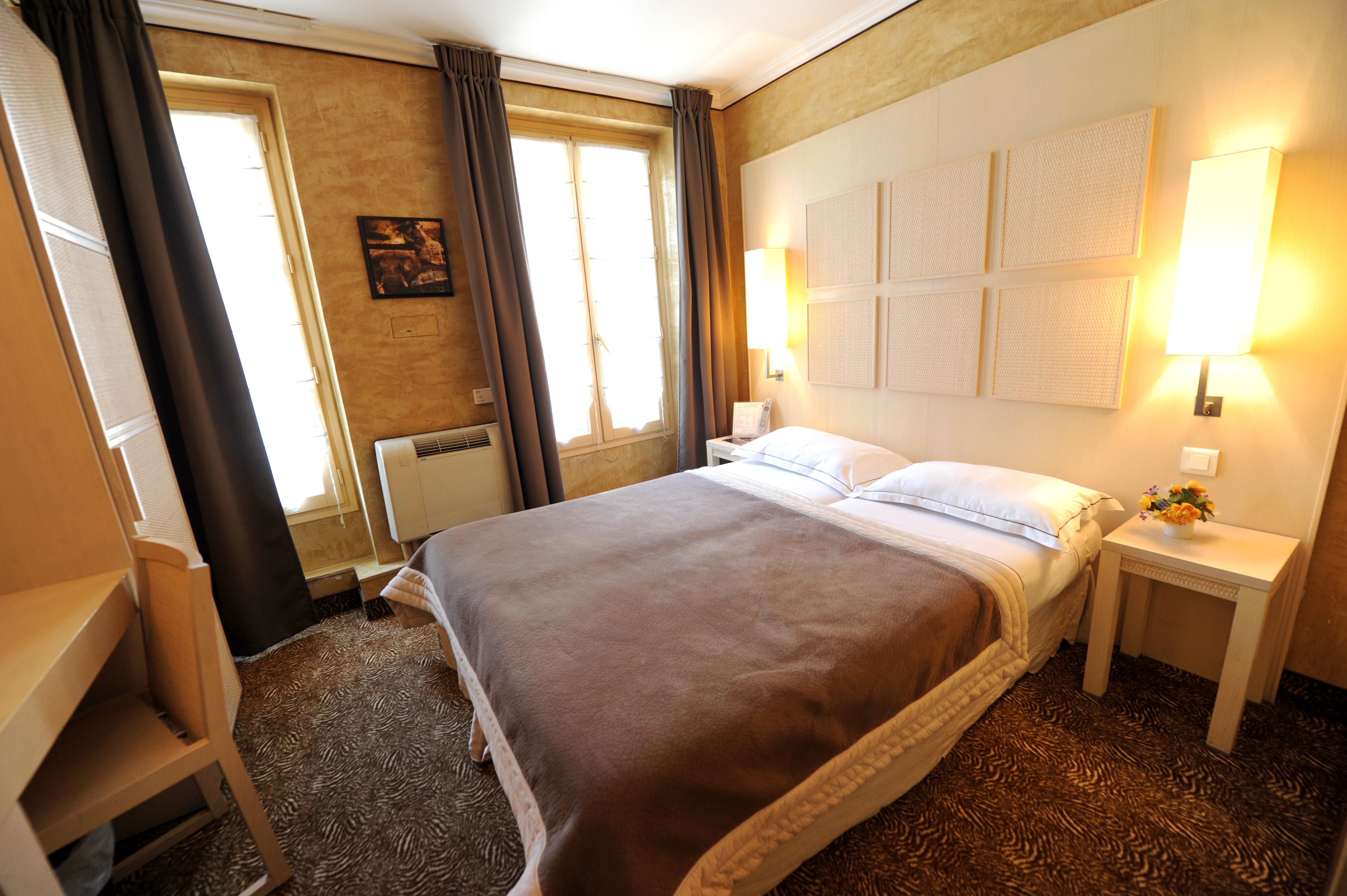 Hotel Du Vieux Saule Paris Exteriör bild